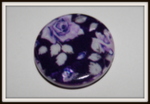 Perle en nacre plate fleur violet