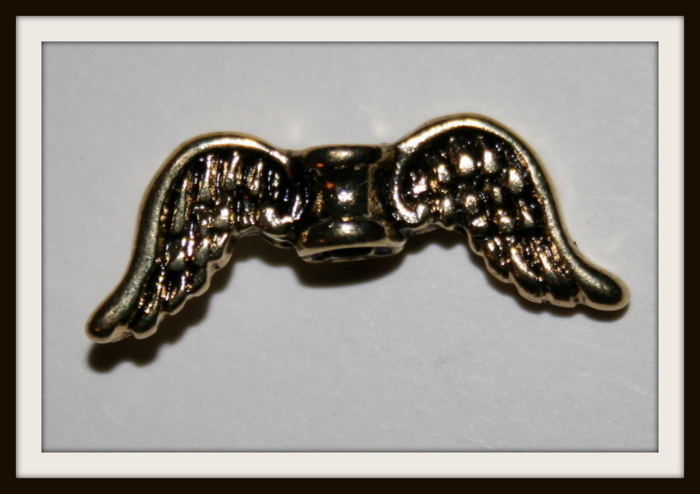 Perle en métal "ailes"